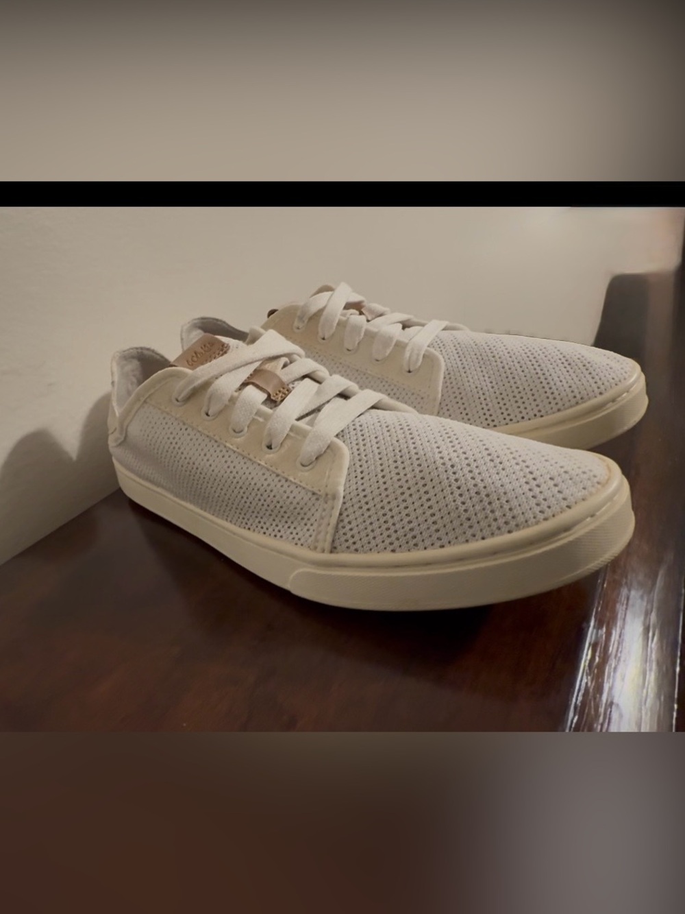 Olukai women’s Pehuea mesh Li white shoes, sz 8, used.